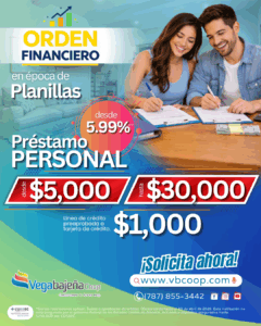 VB Coop Préstamo Personal Planillas Pareja llenando planillas con dinero en mesa